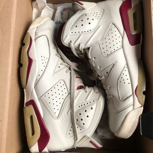 Jordan Maroon 6’s